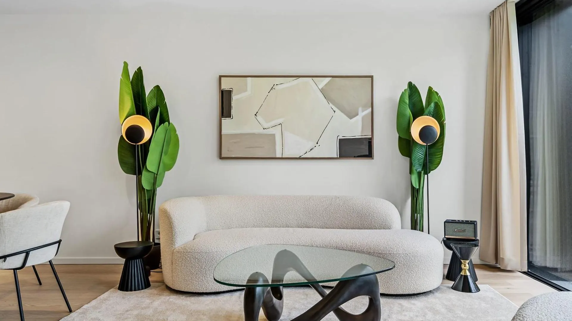 Upscale Urban Apartment Style & Comfort For Six Luxemburg 0*,  Luxemburg