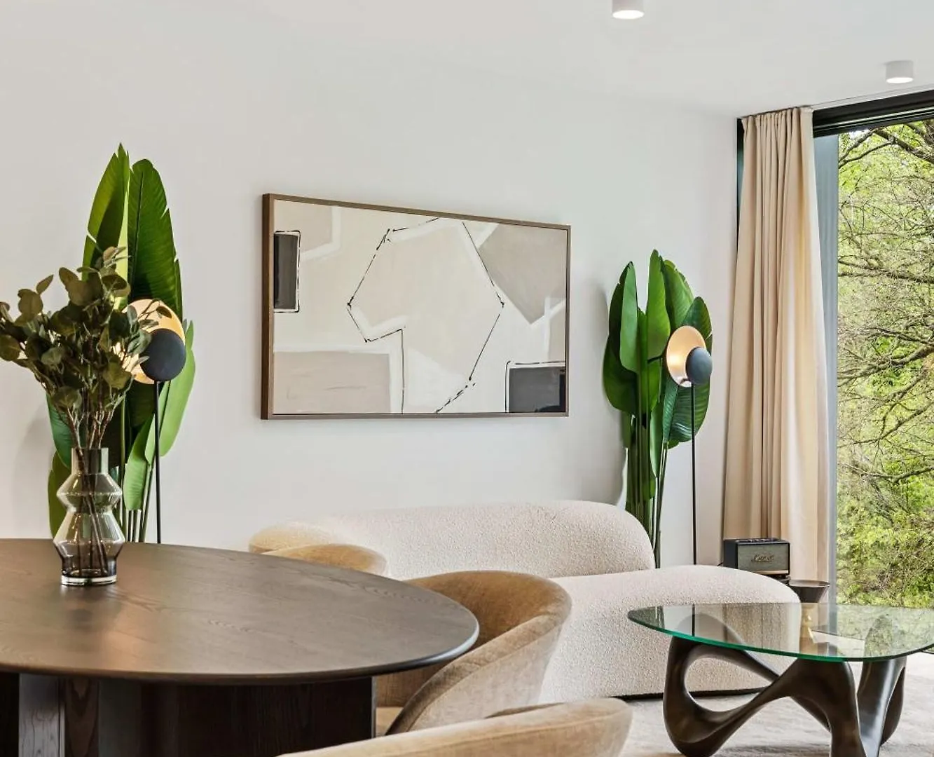 Upscale Urban Apartment Style & Comfort For Six Luxemburg